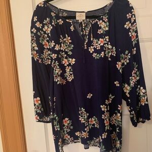 St John’s Bay floral top XL